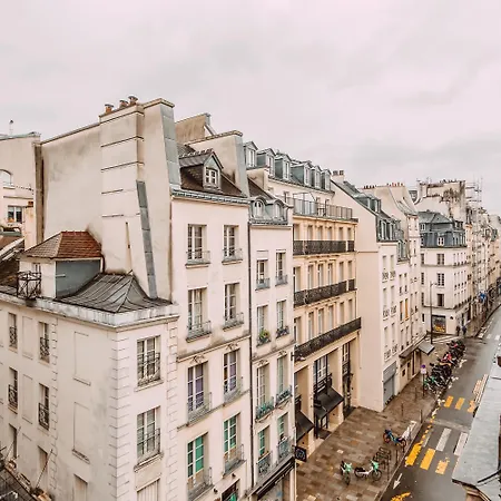 Amazing On The Prestigious Street * Parigi