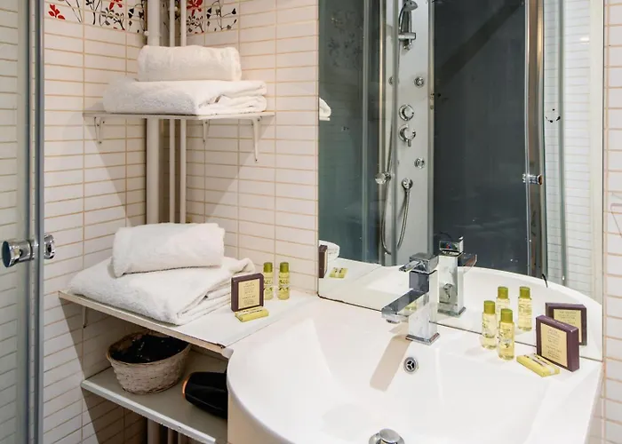 Amazing On The Prestigious Street Apartment